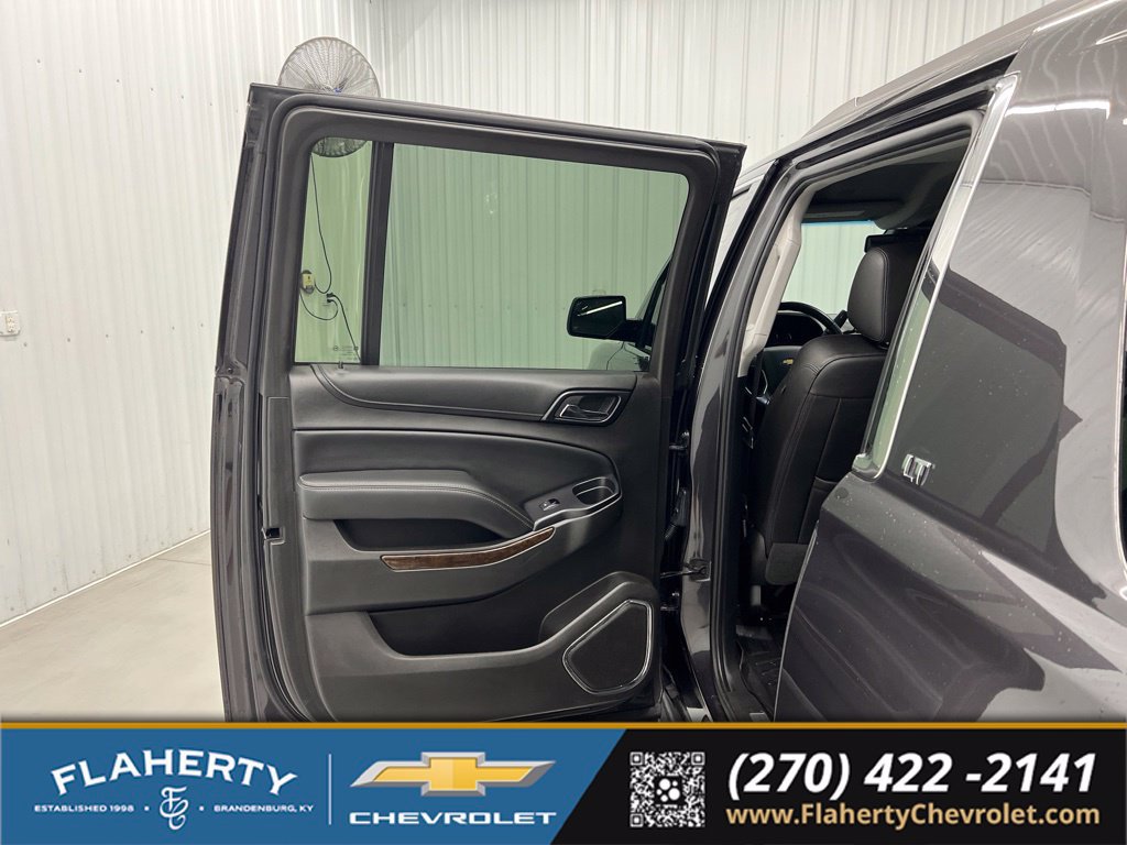 Used 2016 Chevrolet Suburban LT AWD/4WD image 10