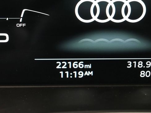 Used 2025 Audi Q5 2.0T Premium image 17