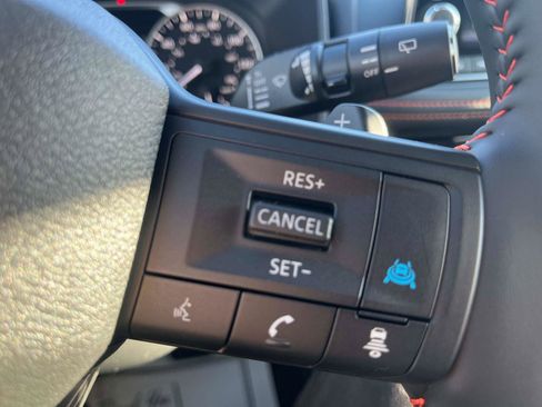 Used 2026 Nissan Rogue SV image 27