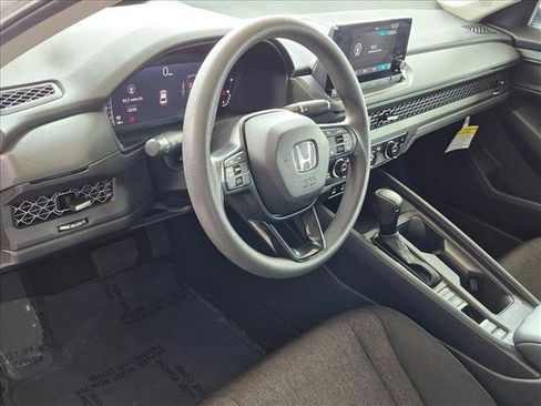 Used 2024 Honda Accord EX image 9