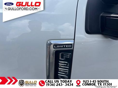 Certified 2022 Ford F250 Limited AWD/4WD image 2