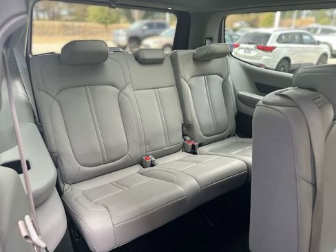 Used 2022 Jeep Wagoneer Series III w/ Premium Group I image 26