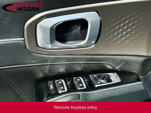 Used 2023 Kia Sorento SX FWD image 9