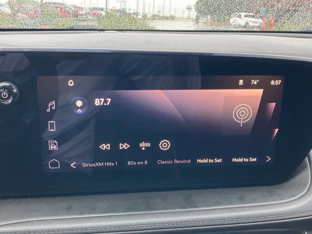 Used 2024 Buick Encore GX Sport Touring AWD/4WD image 18