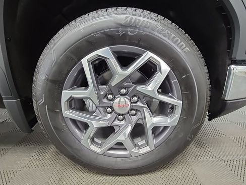 New 2026 GMC Sierra 1500 SLE w/ Preferred Package image 44