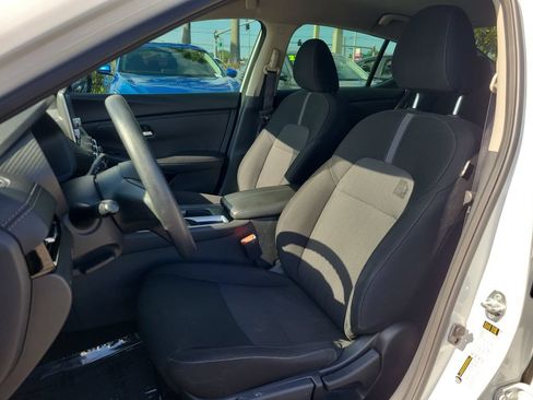 Certified 2024 Nissan Sentra SV FWD image 15