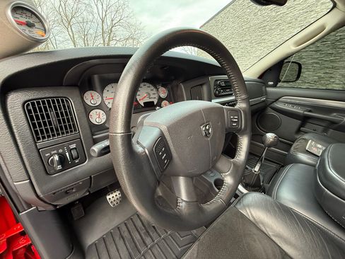 Used 2004 Dodge Ram 1500 Truck 2WD Regular Cab image 23