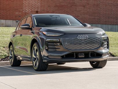 Used 2025 Audi Q6 e-tron Premium Plus w/ Premium Plus