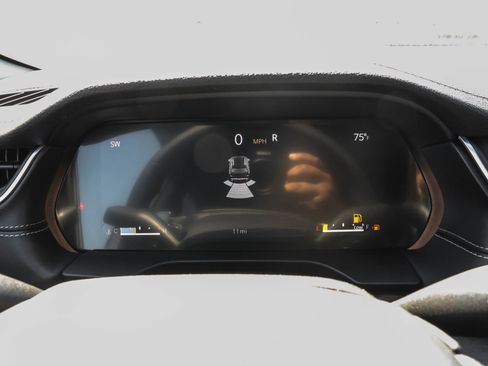 New 2025 Jeep Grand Cherokee Limited image 23