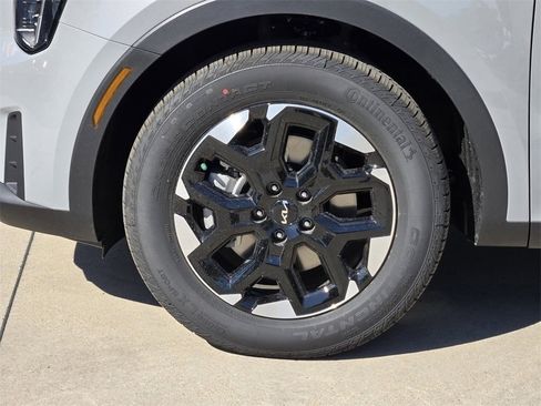 New 2026 Kia Sorento S w/ S Panoramic Sunroof Package image 9