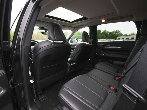 Used 2025 INFINITI QX60 Luxe AWD/4WD image 36