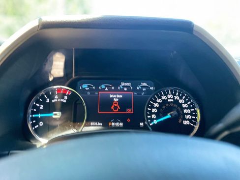Used 2020 Ford F350 Lariat w/ Tremor Off-Road Package AWD/4WD image 14