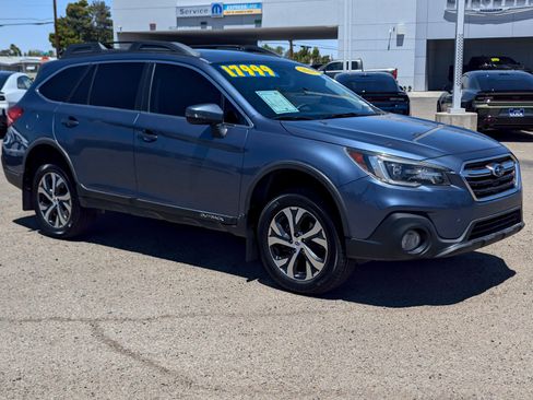Used 2018 Subaru Outback 2.5i Limited AWD/4WD image 1