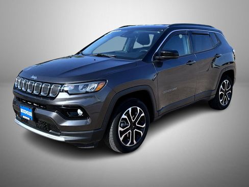 Certified 2022 Jeep Compass Limited AWD/4WD image 1