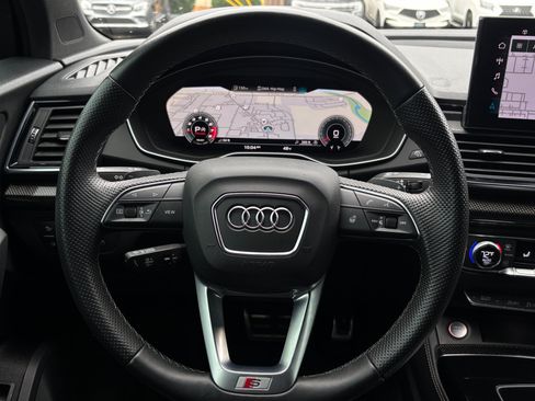 Used 2021 Audi SQ5 Premium Plus w/ Premium Plus Package image 20