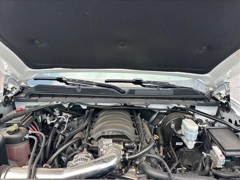 Used 2018 Chevrolet Silverado 1500 LT w/ All Star Edition AWD/4WD image 32