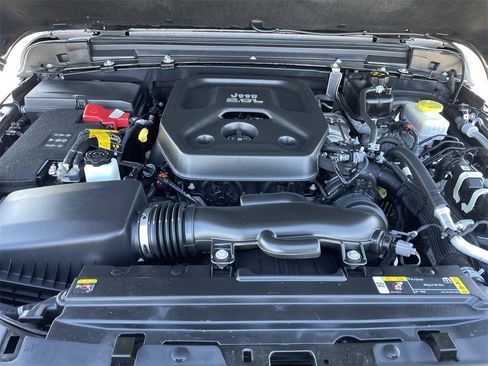 Used 2021 Jeep Wrangler Unlimited Sport image 13