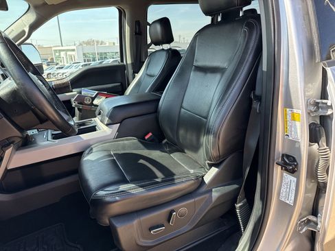 Used 2019 Ford F250 Lariat w/ Lariat Value Package image 15