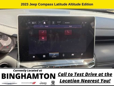 Used 2023 Jeep Compass Latitude w/ Convenience Group AWD/4WD image 18