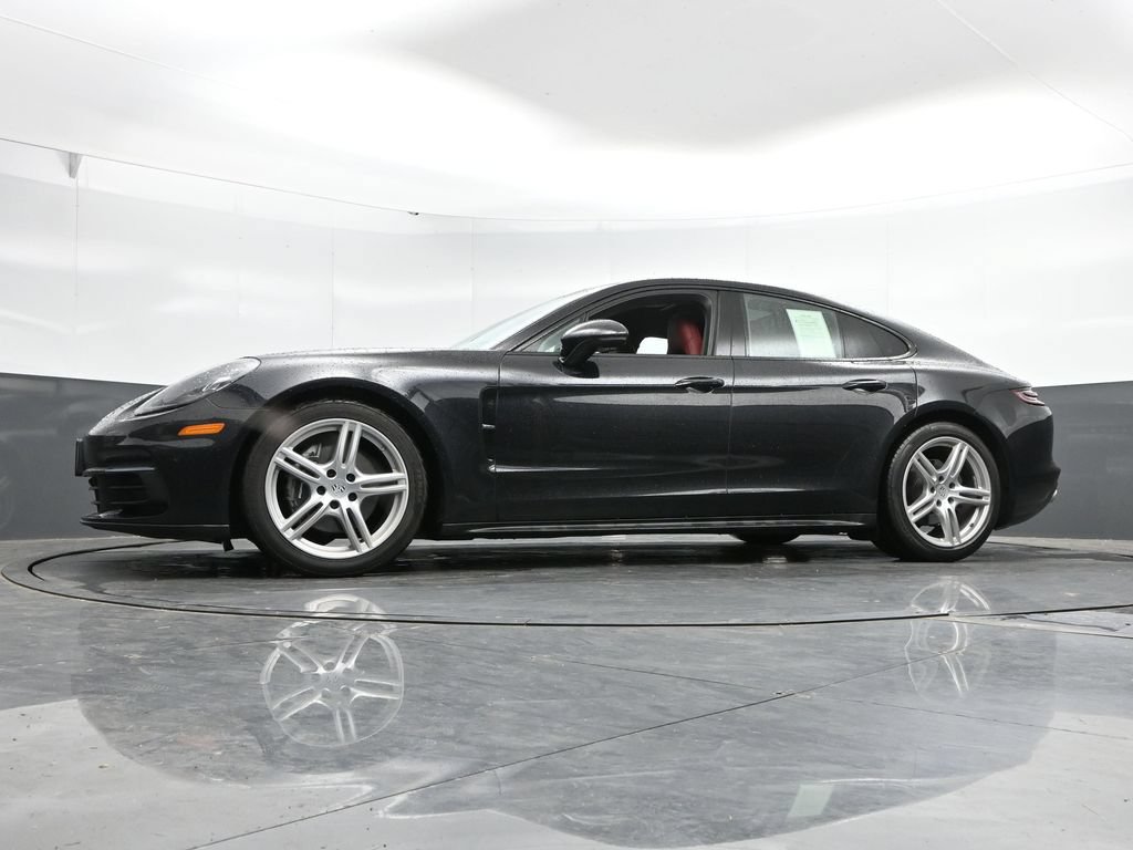 Used 2019 Porsche Panamera image 49
