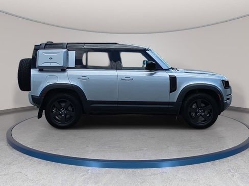 Used 2020 Land Rover Defender 110 First Edition AWD/4WD image 4