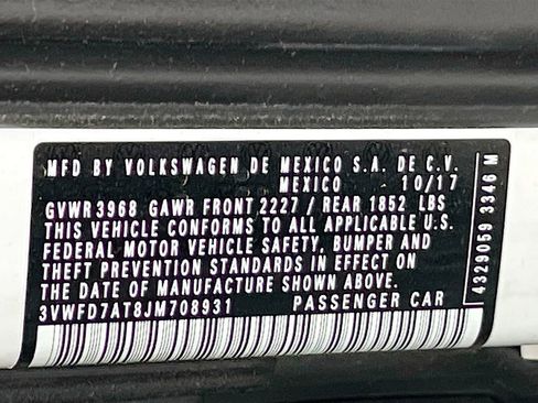 Used 2018 Volkswagen Beetle 2.0T S FWD image 29