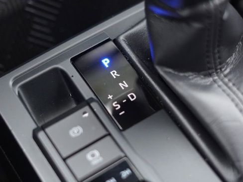 Certified 2025 Toyota Tacoma TRD Sport image 33