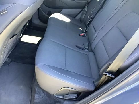 Used 2021 Hyundai Tucson Value FWD image 11