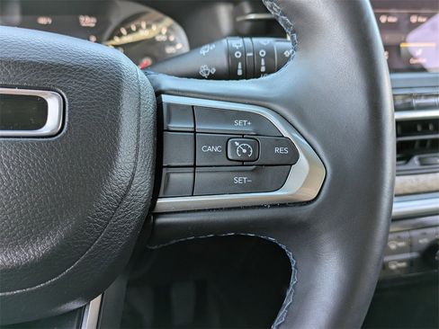 Used 2022 Jeep Compass Latitude w/ Convenience Group image 25