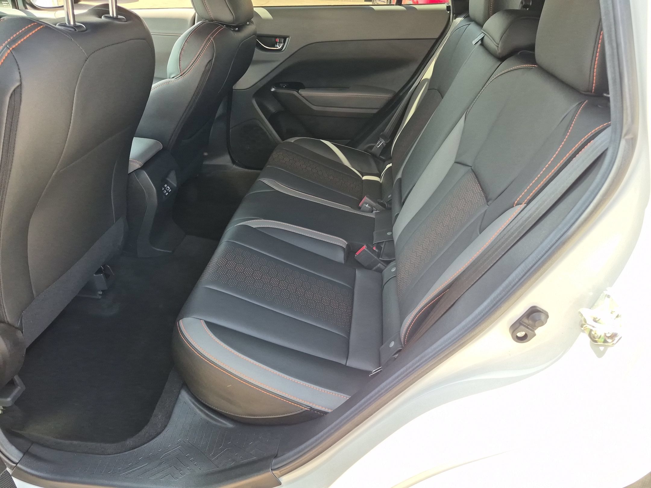 Certified 2025 Subaru Crosstrek 2.5i Limited w/ Crosstrek Mirror Package AWD/4WD image 16
