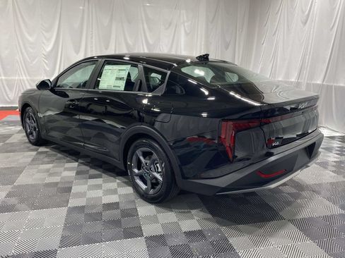 New 2026 Kia K4 FWD image 2