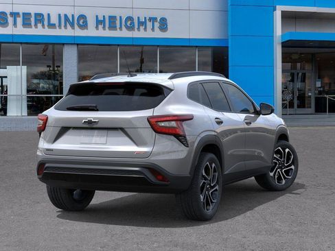 New 2026 Chevrolet Trax RS image 4