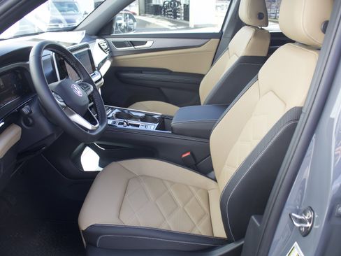 New 2026 Volkswagen Atlas Cross Sport SE AWD/4WD image 11