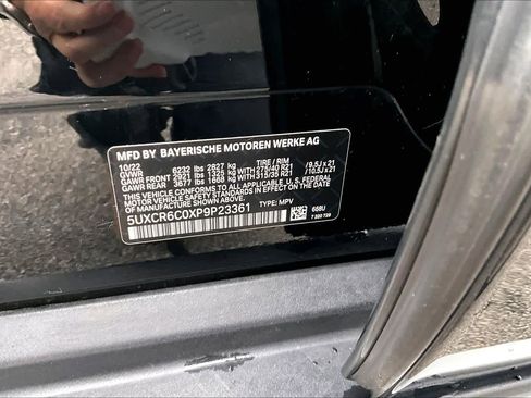 Used 2023 BMW X5 xDrive40i w/ Executive Package image 40