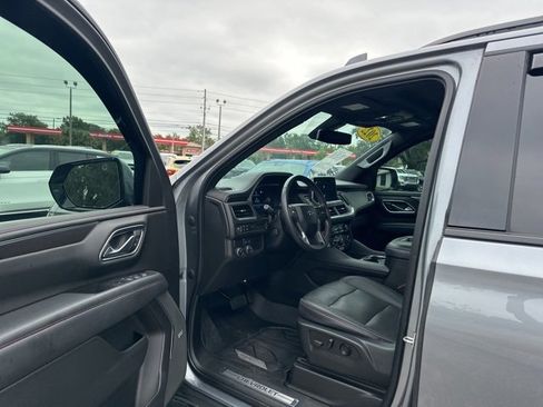 Used 2022 Chevrolet Tahoe RST w/ Sport Performance Package image 7