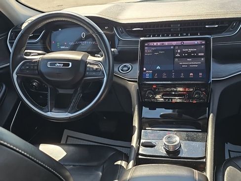 Used 2021 Jeep Grand Cherokee L Limited image 26