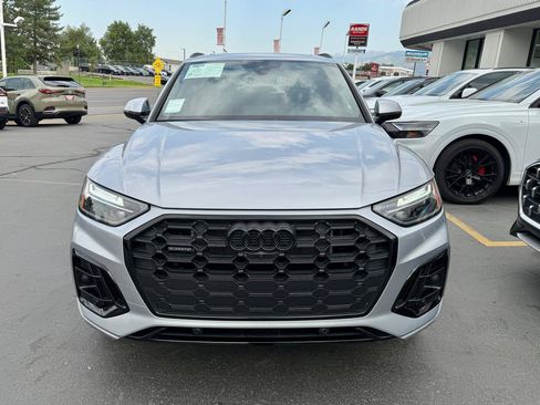 Used 2024 Audi Q5 e Premium Plus w/ Premium Plus Package AWD/4WD image 10