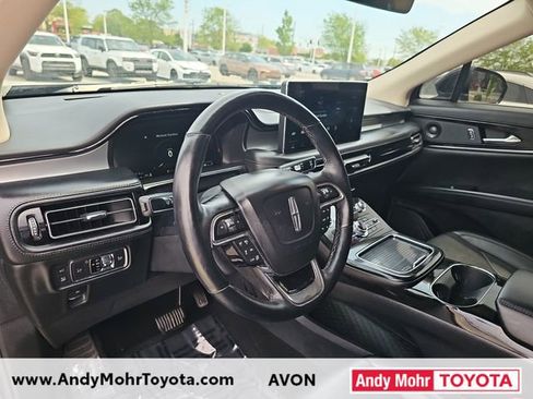 Used 2022 Lincoln Nautilus Reserve w/ Equipment Group 201A AWD/4WD image 9