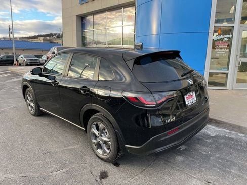 New 2026 Honda HR-V LX image 3