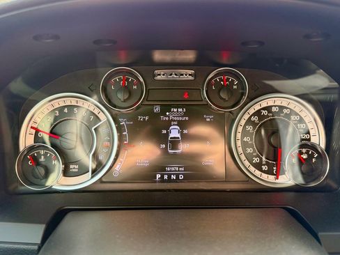 Used 2017 RAM 1500 Laramie image 19