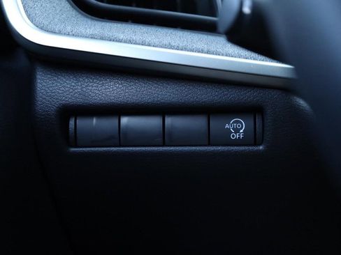 New 2026 Nissan Kicks S image 19