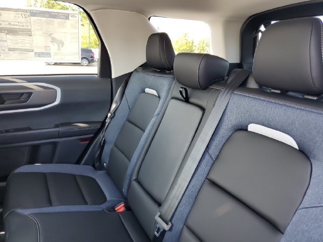New 2026 Ford Bronco Sport Outer Banks w/ Elevation Graphic Package AWD/4WD image 29