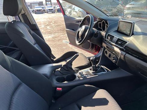 Used 2016 MAZDA MAZDA3 i Sport image 25