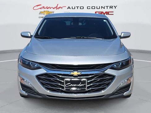 Used 2020 Chevrolet Malibu LT image 2