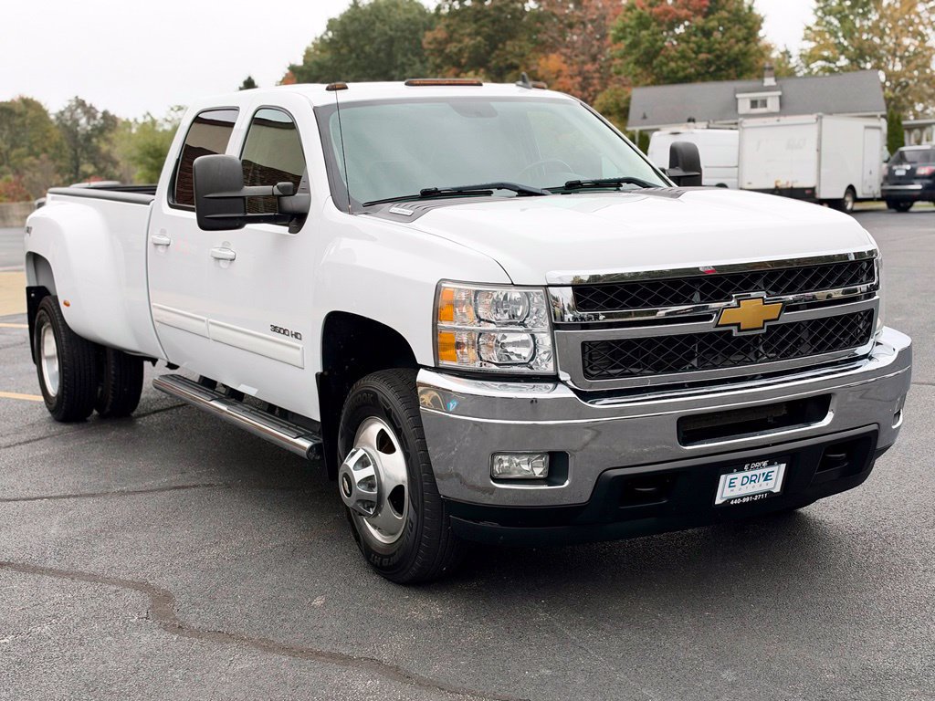Used 2014 Chevrolet Silverado 3500 LTZ w/ LTZ Plus Package AWD/4WD image 3