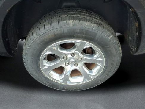 Used 2018 RAM 1500 Laramie image 7