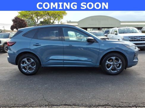 Used 2023 Ford Escape ST-Line w/ Tech Pack #1 AWD/4WD image 6