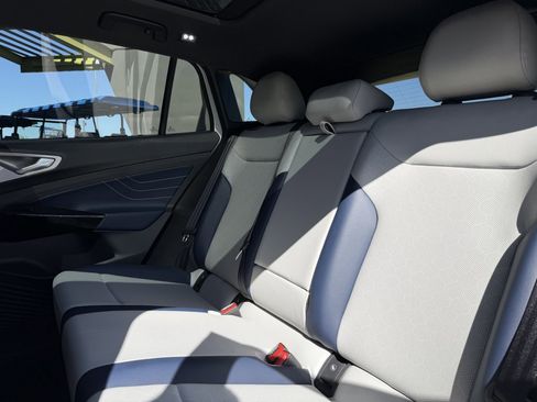 Used 2024 Volkswagen ID.4 Pro S image 35