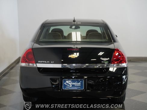 Used 2011 Chevrolet Impala LT image 29