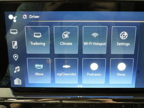 Used 2023 Chevrolet Silverado 1500 ZR2 w/ Technology Package AWD/4WD image 26